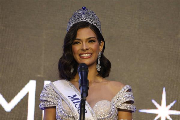 What did the Miss Universe crown leave for Nicaragua?