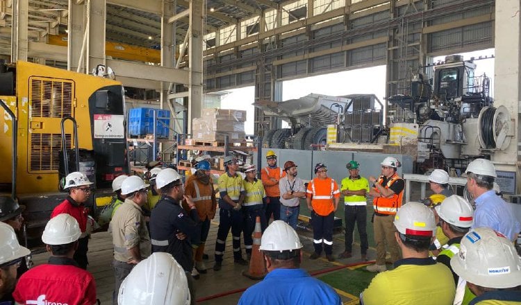 Recientemente,  el CEO de First Quantum, Tristan Pascall, visitó Panamá y se reunió con algunos colaboradores de la mina de cobre. Foto: Cortesía