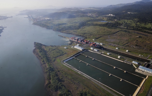 El canal afronta una fuerte sequía producto del fenómeno El Niño. Foto: EFE