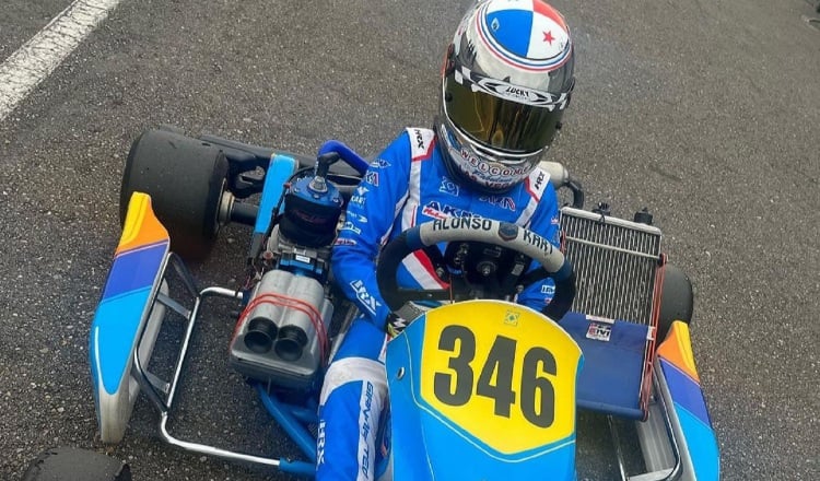 Gianmatteo Rousseau, piloto panameño reclutado por el team de kartin de Fernando Alonso. Foto: Instagram