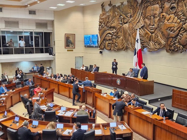 Fueron 66 los diputados que votaron, de los que 50 fueron a favor. Foto: Cortesía Asamblea