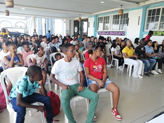 En la clausura del proyecto Jóvenes contra el VIH, participaron un poco más de 200 chicos y chicas de todos país. Foto: Diomedes Sánchez En la clausura del proyecto Jóvenes contra el VIH, participaron un poco más de 200 chicos y chicas de todos país. Foto: Diomedes Sánchez