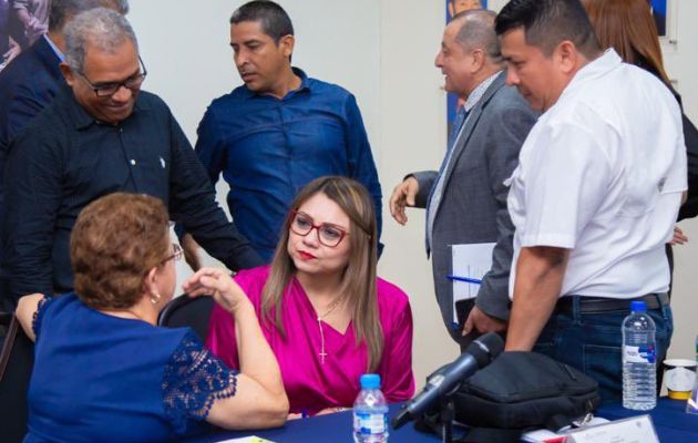 Zapata estimas que nuevo salario mínimo debe entrar a regir la segunda quincena del mes de enero. Foto: Cortesía