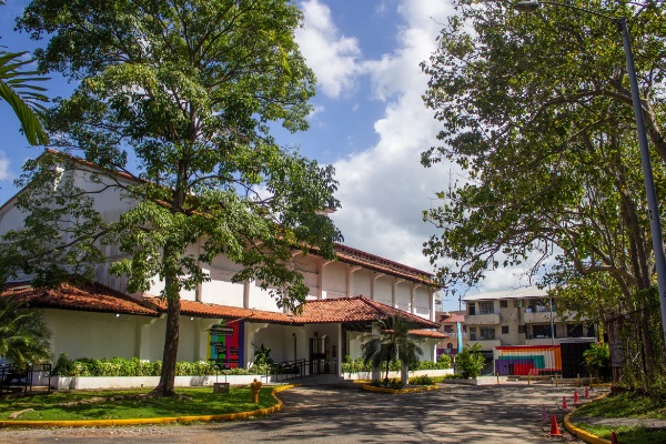 Fachada del museo. Foto: MAC Panamá