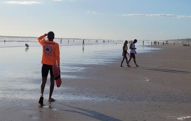 En este sector privado de la Playa de Las Lajas,  no se contaba con guardavidas. Foto: José Vásquez