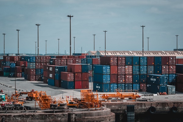 La carga se está trasladando a los puertos del oeste de los Estados Unidos para evitar utilizar el Canal de Panamá. Foto ilustrativa
