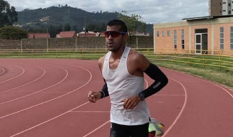 Jorge Castelblanco entrena en Papia, Colombia. Foto: Instagram