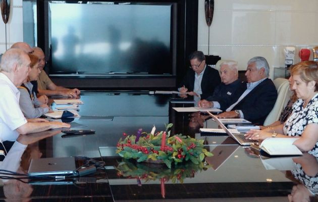 Reunión entre delegados y representantes de RM y Alianza: Foto: Cortesía