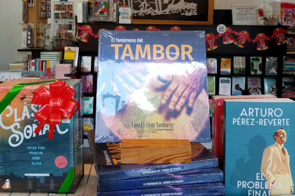 Libro 'El fenómeno del tambor en Panamá'. Foto: @lunallenadetambores