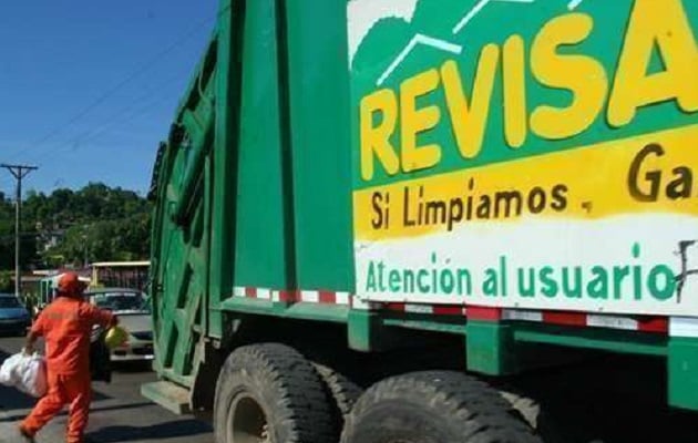 El incendio afecta el sistema de recolección de basura. Foto: Grupo Epasa