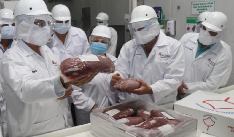 La carne de las reses panameñas que se exportaría a los Estados Unidos se destinaría, en su mayoría, para la elaboración de hamburguesas. Cortesía/MIDA