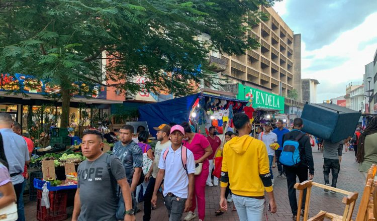 En medio y después de las pandemia de covid-19 la cifra de trabajadores informales aumentó en Panamá.