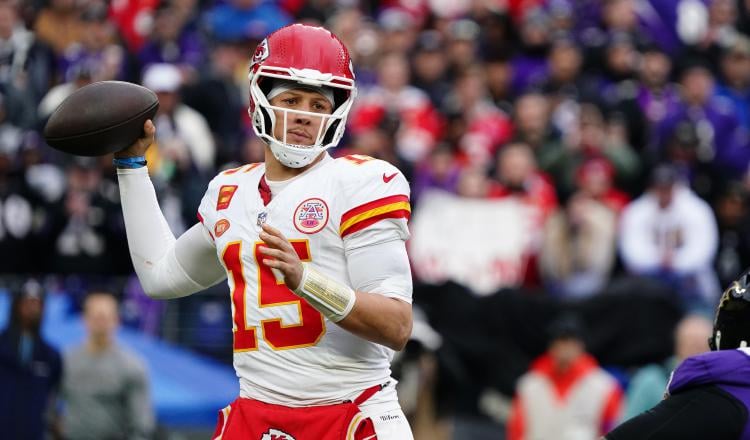 The Super Bowl is coming: Let the show begin!