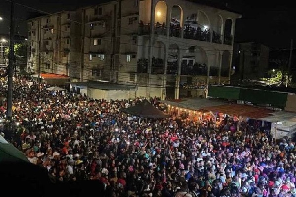 Los colonenses buscan celebrar al máximo en diversos sectores de Colón los carnavalitos. Foto. Archivo