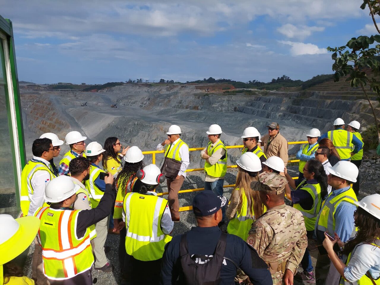 Visitas en el proyecto ce Cobre Panamá.