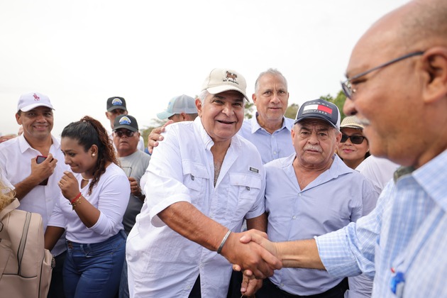 José Raúl Mulino ha confirmado en primera persona el respaldo del pueblo. Foto: Cortesía 