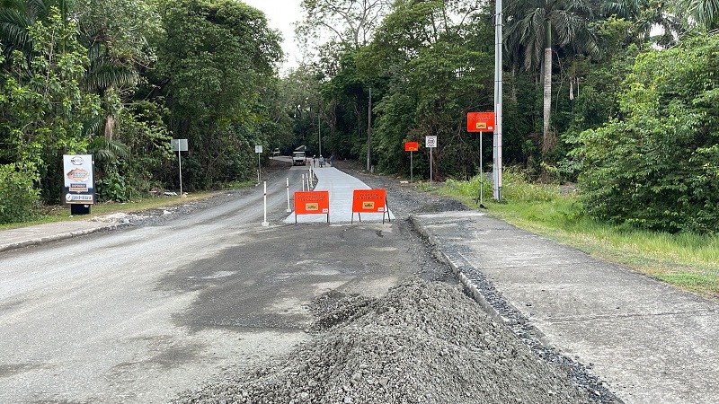 Muchas carreteras de Colón se encuentran en pésimo estado. Foto: Diomedes Sánchez 