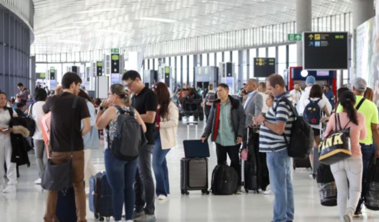 Movimiento de pasajeros en el Aeropuerto Internacional de Tocumen.