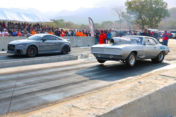 El Chevrolet Camaro, del piloto Ariel González Jr, fue el más veloz. Foto: Cortesía