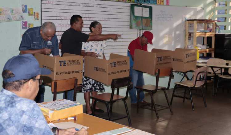En la denominada era democrática, en Panamá, se han realizado seis elecciones generales.