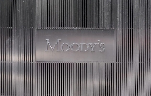 Moody's espera que la cartera de préstamos crezca moderadamente en un 5 % en 2024-2025. Foto: EFE