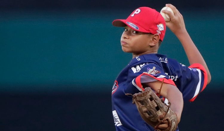 Edgardo Luque se acreditó el triunfo de Panaá sobre Venezuela. Foto: EFE