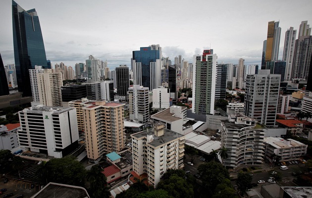 Tras perder el grado de inversión, el país entra en una zona no confortable. Foto: EFE/Carlos Lemos