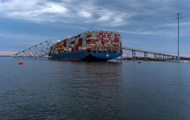 La Guardia Costera de Estados Unidos abrió este martes un canal temporal. Foto: EFE