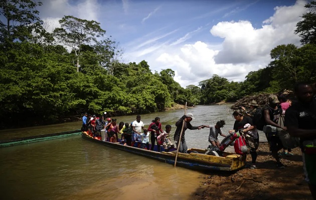 La migración por la peligrosa selva de Darién no se detiene. Foto: EFE