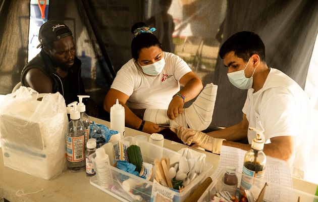 Los migrantes reciben atención médica a su llegada a Darién. Foto: Cortesía/MSF