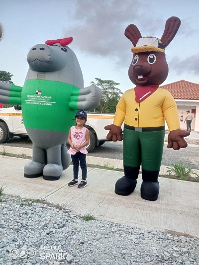 Se contó con la presencia de las mascotas inflables de MiAmbiente, Chicho Muleto el jaguar Richie y Moana. Foto: Diomedes Sánchez 