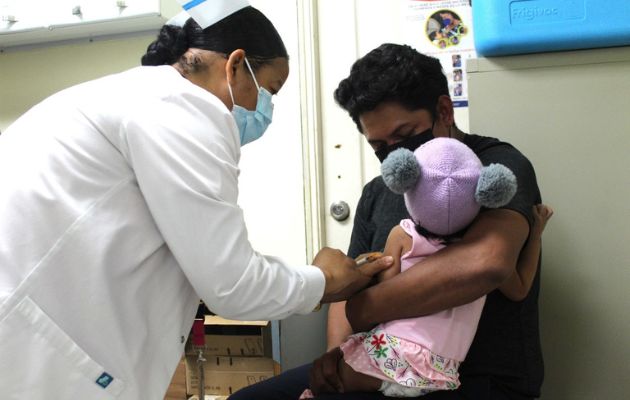 La campaña de vacunación se extiende hasta el 30 de abril. Foto: Cortesía Minsa