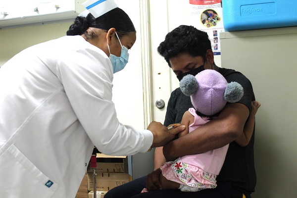 En algunas regiones los niveles de vacunación están bajos, mientras que en otras se ha cumplido con la expectativa. Foto: Cortesía Minsa
