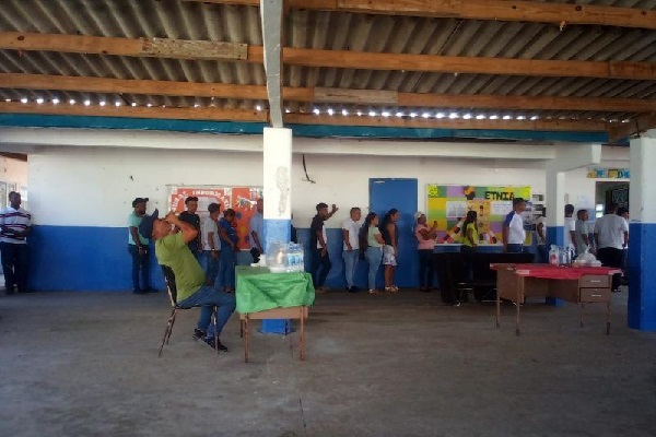 En la provincia de Colón hubo una gran afluencia a las mesas de votación, Foto. Diomedes Sánchez