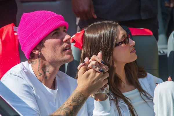 Justin Bieber y Hailey Bieber en Los Ángeles, California (EE.UU.). Foto: EFE / Javier Rojas