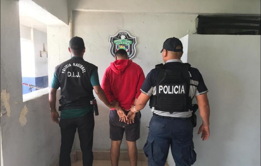 Los atacantes dispararon unas 15 veces contra un hombre de 56 años, pero este no resultó herido. Foto. Cortesía. Proteger y Servir Los atacantes dispararon unas 15 veces contra un hombre de 56 años, pero este no resultó herido. Foto. Cortesía. Proteger y Servir