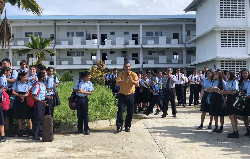 La estrella de la educación nunca brilló en Los Pozos
