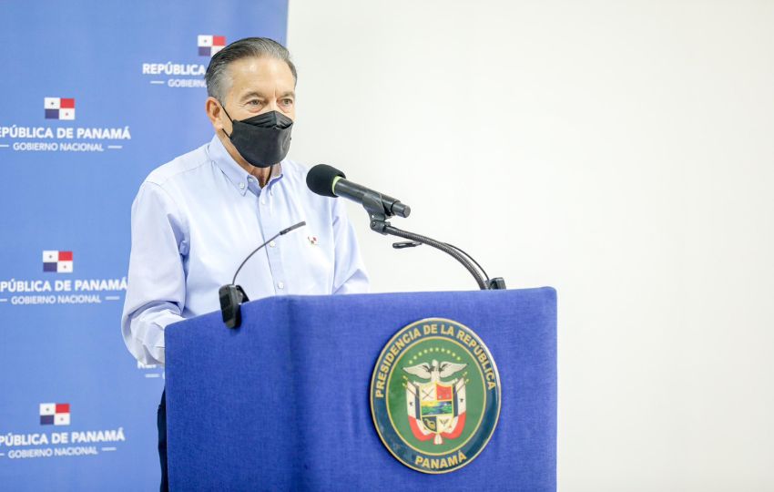 l proceso forma parte del tratamiento médico del cual es objeto el mandatario panameño por su enfermedad. Foto: Cortesía