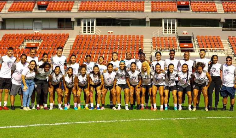 El Santa Fé panameño recibe a su similar San Diego Wave de los Estados Unidos en el Rommel Fernández. Foto:@Sfc.pa