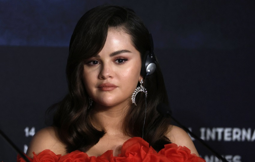 La actriz Selena Gómez. Foto: EFE / EPA / Guillaume Horcajuelo / Pool