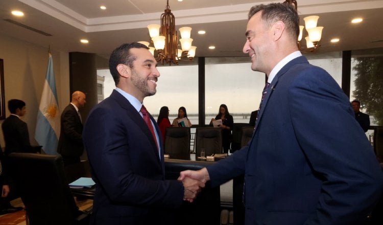 El vicecanciller Carlos Ruiz-Hernández recibió al subsecretario de Asuntos Americanos de Argentina, Mariano Vergara. Cortesía