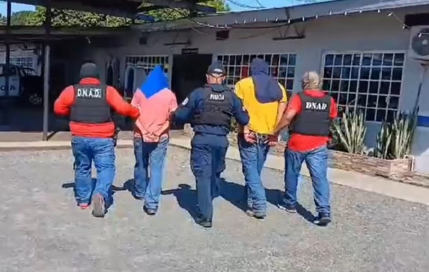 Los dos ciudadanos enfrentarán a un Juez de Garantías. Foto. Melquíades Vásquez Los dos ciudadanos enfrentarán a un Juez de Garantías. Foto. Melquíades Vásquez