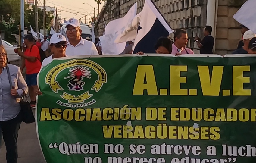 Los diversos gremios se reunieron para tomar nuevas medidas de protestas. Foto. Melquíades Vásquez