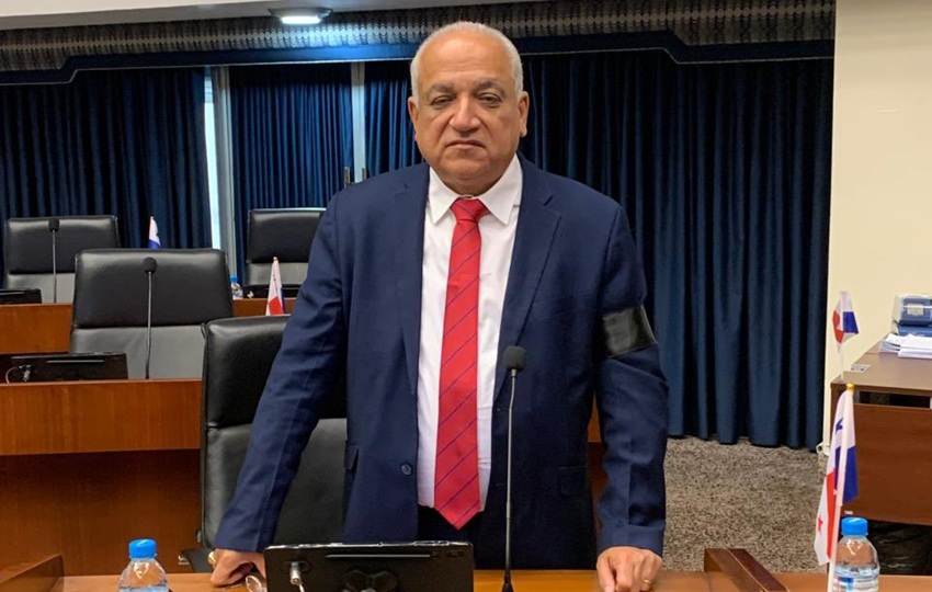 El diputado Camacho recordó la corrupción que impera en el sistema de justicia. Foto: Cortesía
