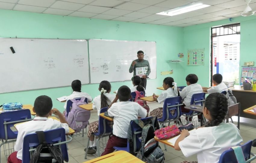 Clases en el Centro Educativo de Las Uvas de San Carlos. Foto: Cortesía