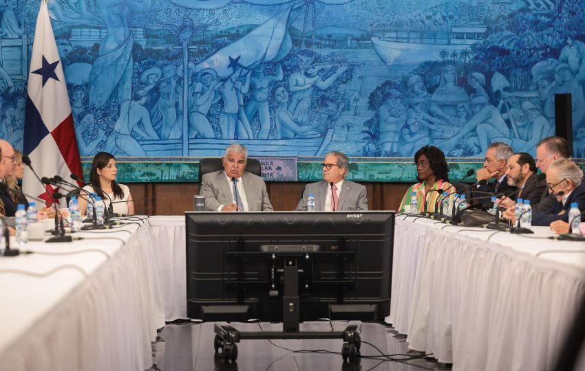 Reunión entre el presidente, José Raúl Mulino, con miembros Consejo Nacional de la Empresa Privada (Conep). Foto: Cortesía Reunión entre el presidente, José Raúl Mulino, con miembros Consejo Nacional de la Empresa Privada (Conep). Foto: Cortesía