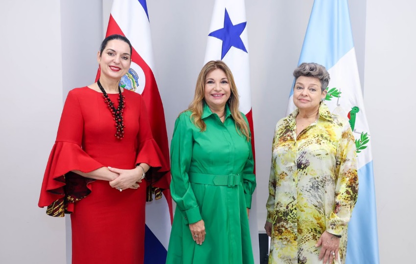 Primeras Damas se reúnen por la niñez. Foto: Cortesía