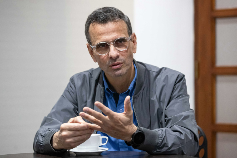 El candidato opositor a la Asamblea Nacional, Henrique Capriles. Foto: EFE