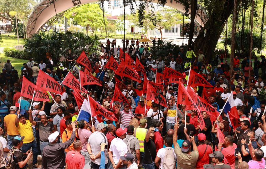 Miembros del Sindicado Único de Trabajadores de la Construcción y Similares (Suntracs). Foto: Cortesía