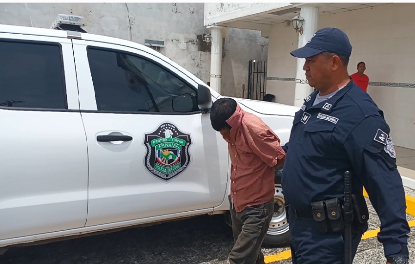 El hombre de 35 años, asesinó el fin de semana a un ciudadano de un machetazo en el cuello. Foto. Melquíades Váquez